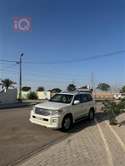 تۆیۆتا لاند کروزەر